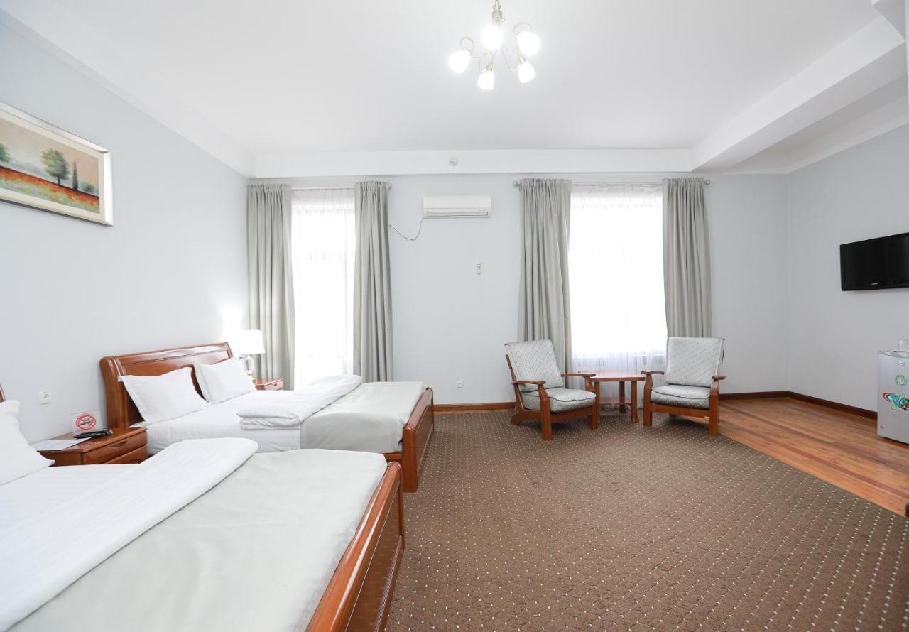 Khujand Grand Hotel Εξωτερικό φωτογραφία