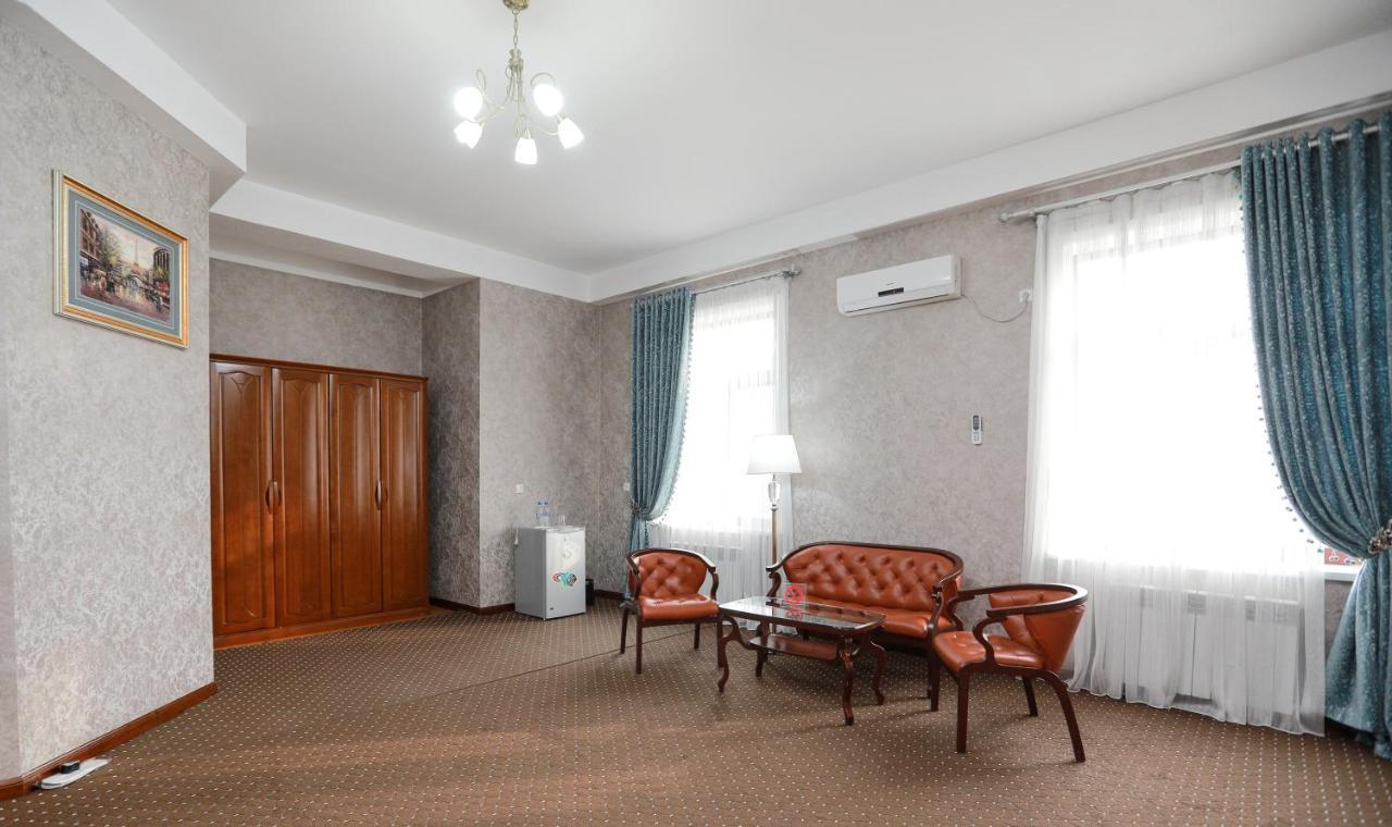 Khujand Grand Hotel Εξωτερικό φωτογραφία